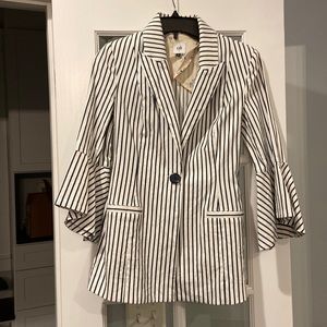 Cabi blazer white with blue stripes